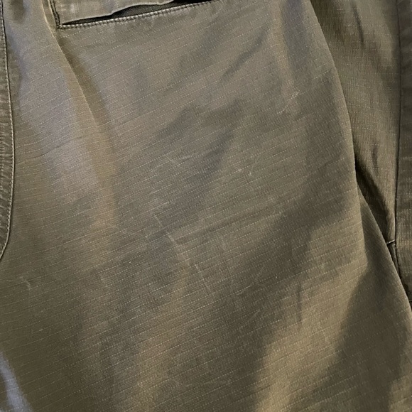 Vuori Rip stop traveler jogger in Olive Green Small - Picture 7 of 8